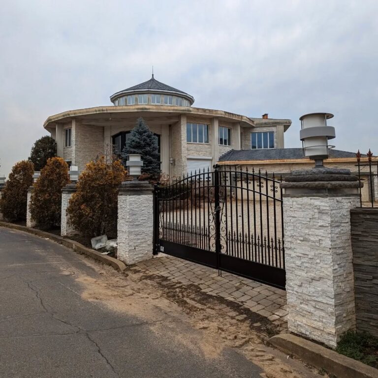 Egyptian Crime Family's ABANDONED MEGA MANSION