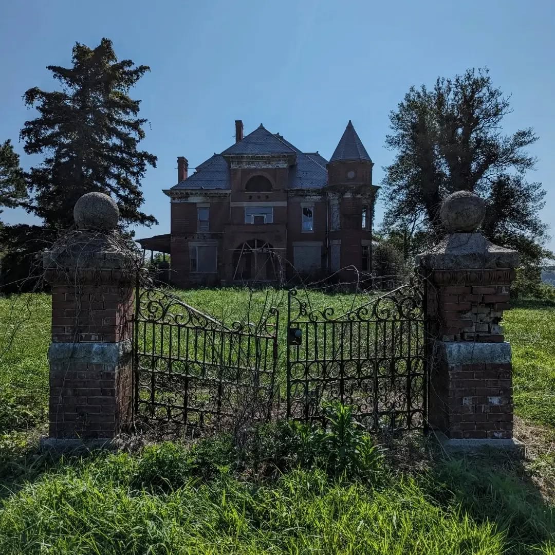 Historic ABANDONED Victorian Mansion