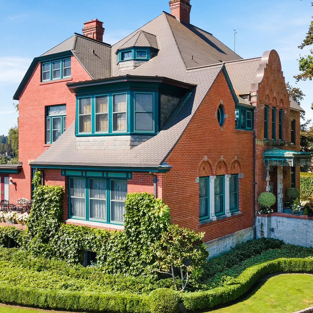Step Inside This Stunning 1887 Portland Mansion
