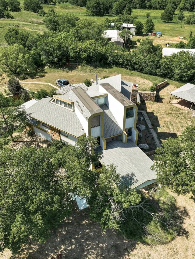 War Veteran’s Abandoned Mansion: A Haunting Tale of Legacy and Loss