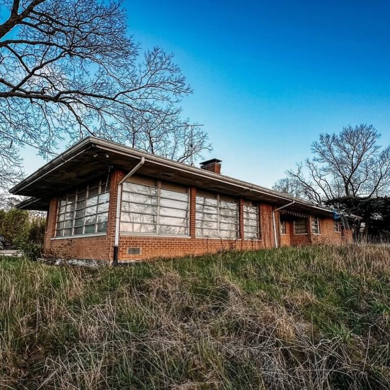 Abandoned Mayors House