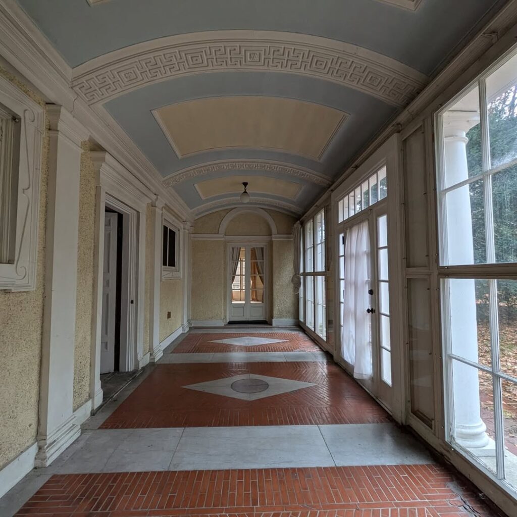 Forgotten Mansion