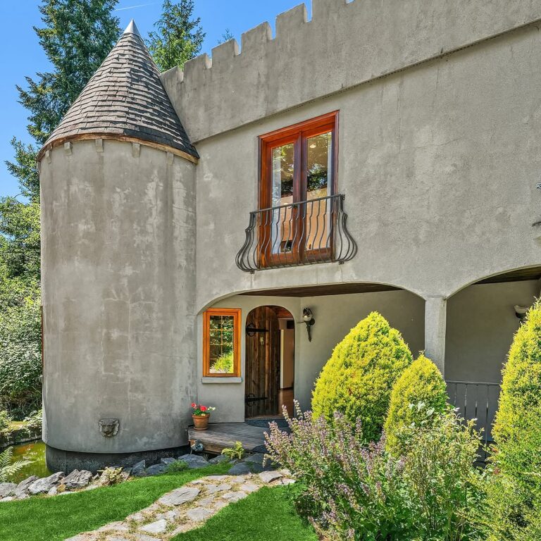 Vashon Island Castle